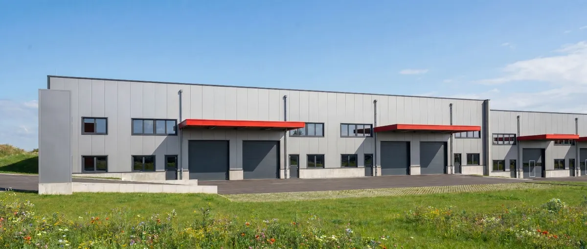 Flexible Gewerbeflächen ab 200 m² - ideal für Lager, Produktion & KFZ-Werkstätten | Projekt von Fa. Gottwald - Ansicht 2