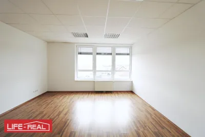 8-Zimmer-Gewerbeimmobilie kaufen in Linz Land – 240 m², € 449.000 – Bild 4 von 16