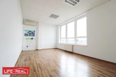 8-Zimmer-Gewerbeimmobilie kaufen in Linz Land – 240 m², € 449.000 – Bild 8 von 16