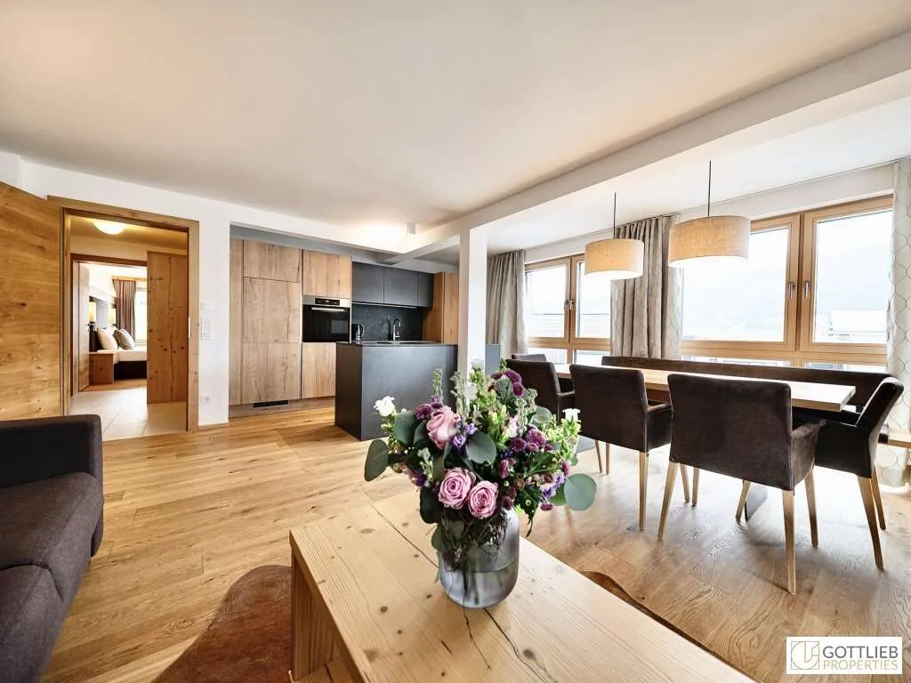 Bestlage Pinzgau mit ca. 6% Rendite! Sonniges 4-Zimmer-Apartment mit zwei Terrassen sowie Aussenpool - Widok 2