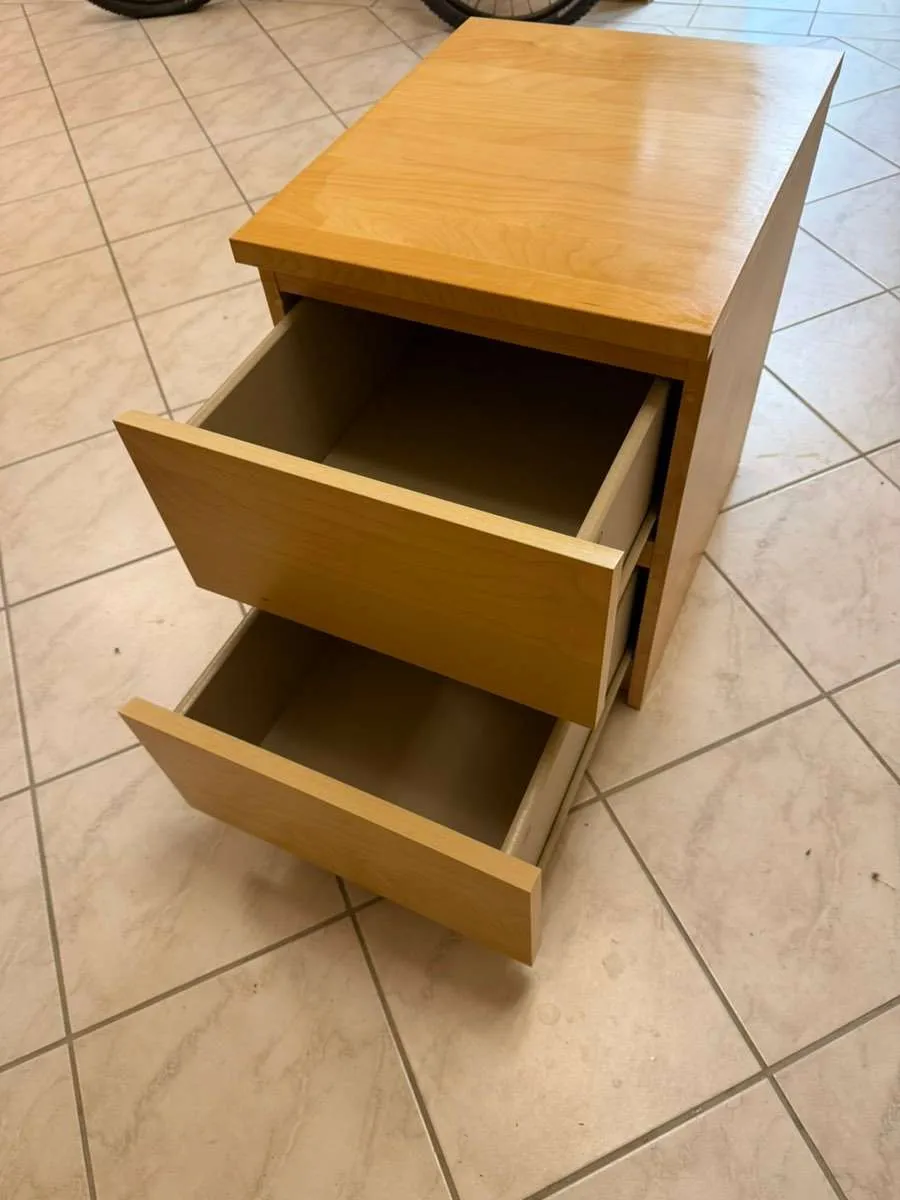 Ikea Malm Kommode mit 2 Schubladen, € 0,- (2261 Mannersdorf an der March)