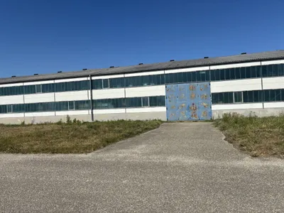Gewerbeimmobilie mieten in Bruck an der Leitha – 1 730 m², € 5 – Bild 5 von 5