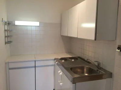 1-Zimmer-Wohnung mieten in Linz – 30 m², € 500 – Bild 3 von 4