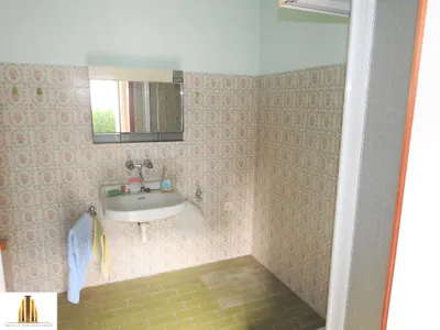 4-Zimmer-Haus kaufen in Gänserndorf – 302 m², € 107.000 – Bild 17 von 24