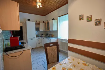 8-Zimmer-Haus kaufen in Jennersdorf – 163 m², € 207.000 – Bild 7 von 16