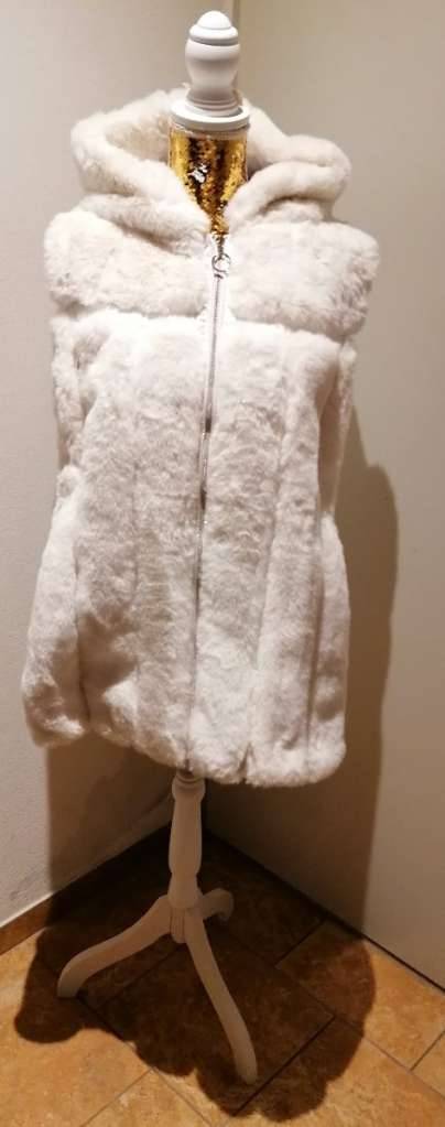 Kunstpelzgilet, Kunstpelz-Gilet, Fake Fur Gilet, Pelz Weste, Fake Fur  Weste,  48,- (3874 Litschau) - willhaben