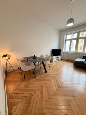 Altbauwohnung im 1090 – Bild 3