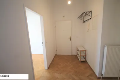 Dachgeschoßwohnung in der Nußdorfer Straße – Bild 2