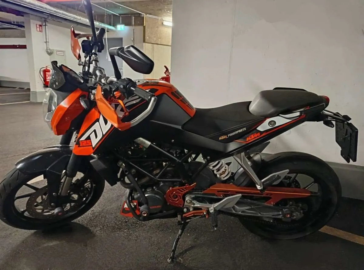 KTM Duke