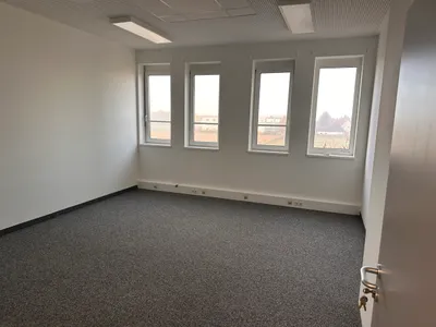 1-Zimmer-Gewerbeimmobilie mieten in Graz – 24 m², € 300 – Bild 1 von 4