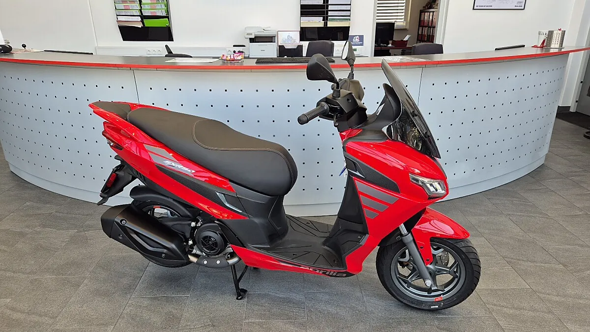 Aprilia SX