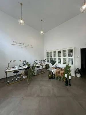 1-Zimmer-Gewerbeimmobilie mieten in Wien – 10 m², € 360 – Bild 2 von 4