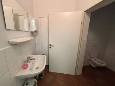 10-Zimmer-Gewerbeimmobilie mieten in Leoben – 220 m², € 2.779 – Bild 6 von 10