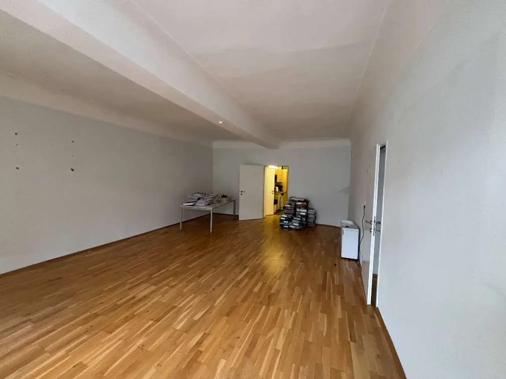 Nachmieter für großzügige Bürofläche (220,30 m²) in zentraler Innenstadtlage gesucht - Ansicht 3