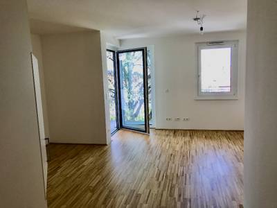 Moderne 2-Zimmer-Wohnung mit Balkon in ruhiger Hoflage nahe AKH