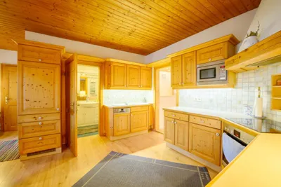 6-Zimmer-Wohnung kaufen in Gmunden – 127 m², € 330.000 – Bild 7 von 15
