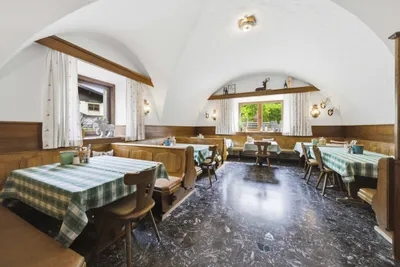 30-Zimmer-Gewerbeimmobilie kaufen in Zell am See – 885 m², € 1.349.000 – Bild 4 von 10