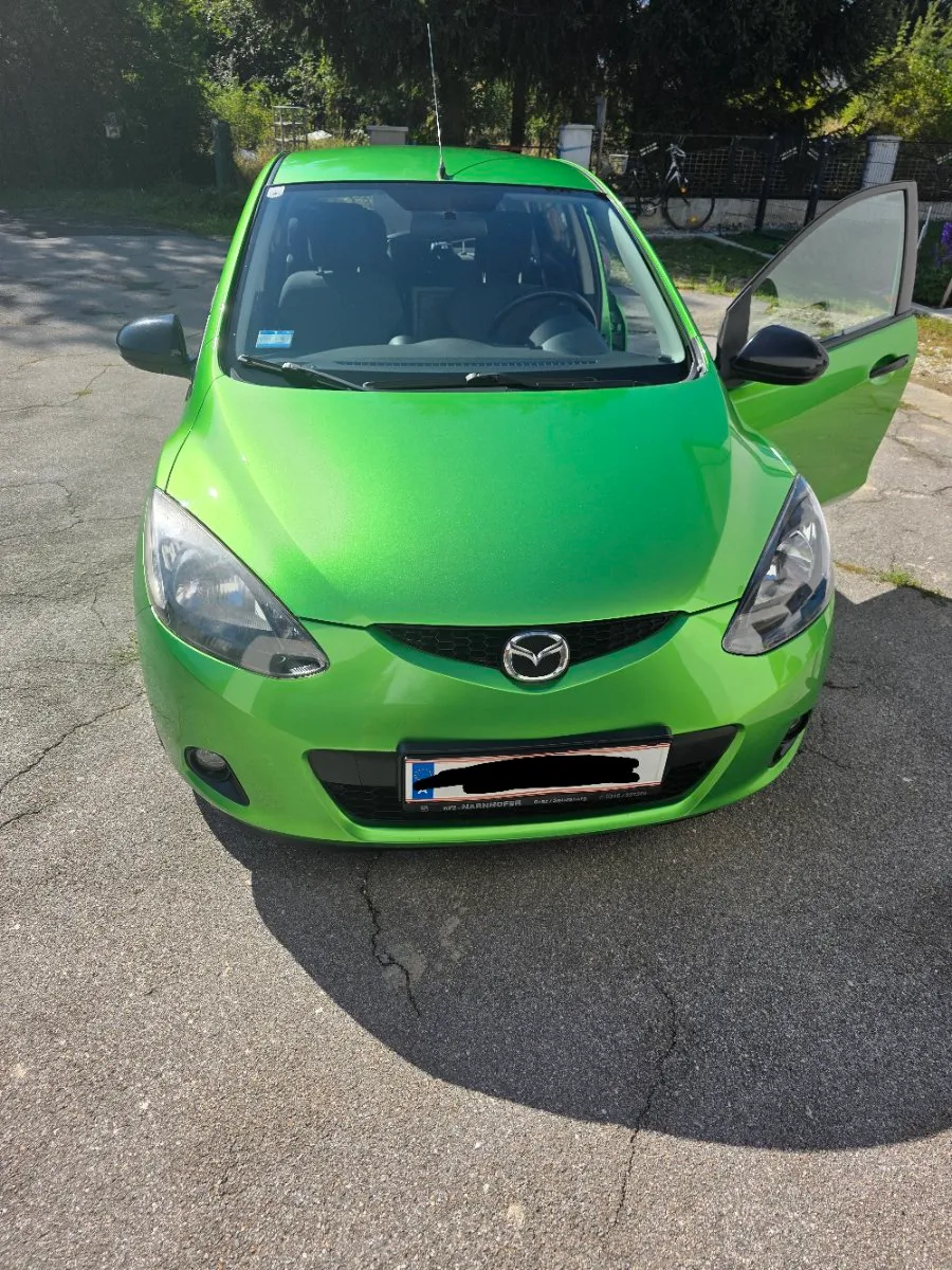Mazda Mazda2
