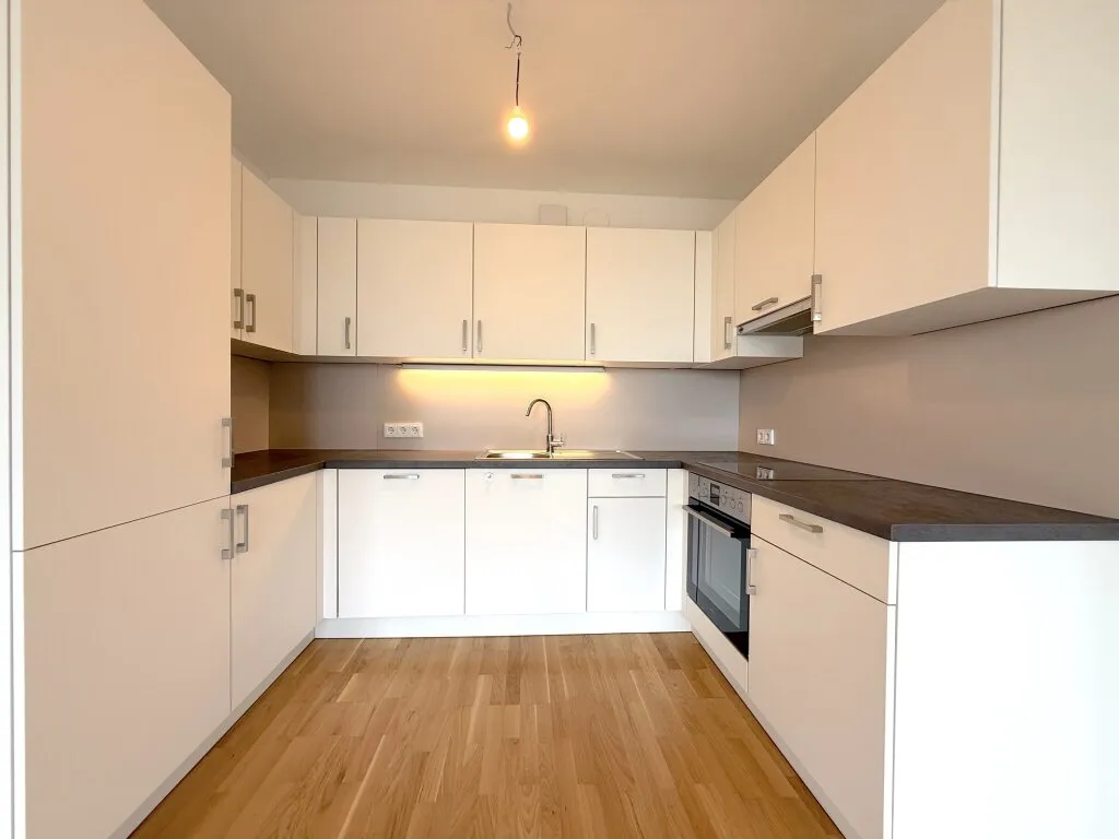 Donaublick Apartment | Zwei-Zimmer-Wohnung mit Einbauküche und direktem Wasserblick – pohled 2