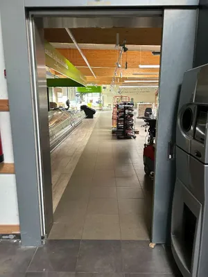 Gewerbeimmobilie kaufen in Baden – 765 m² – Bild 7 von 9