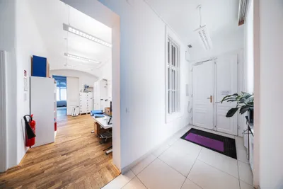 6-Zimmer-Gewerbeimmobilie mieten in Wien – 290 m², € 6.578 – Bild 2 von 17