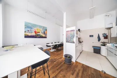 6-Zimmer-Gewerbeimmobilie mieten in Wien – 290 m², € 6.578 – Bild 16 von 17