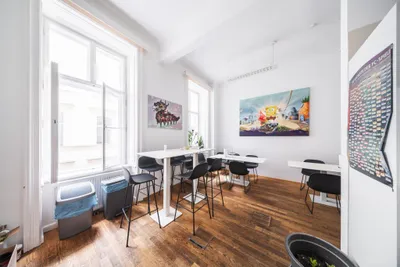 6-Zimmer-Gewerbeimmobilie mieten in Wien – 290 m², € 6.578 – Bild 15 von 17