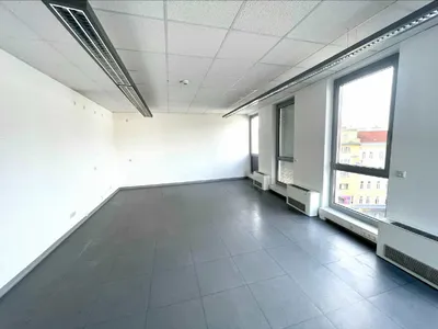 4-Zimmer-Gewerbeimmobilie mieten in Wien – 170 m², € 2.834 – Bild 3 von 12