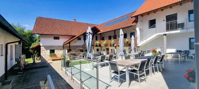 Immobilie kaufen in Perg – 262,43 m², € 2.990.000 – Bild 16 von 24