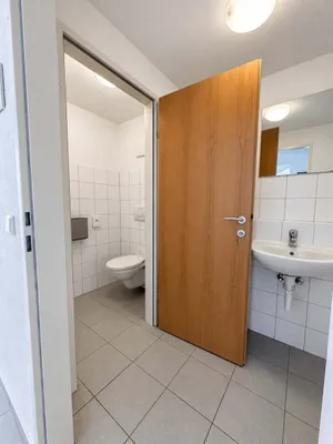 5-Zimmer-Gewerbeimmobilie mieten in Zell am See – 148,3 m², € 2.447 – Bild 7 von 16