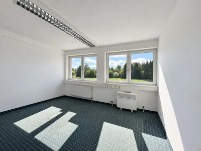 5-Zimmer-Gewerbeimmobilie mieten in Zell am See – 148,3 m², € 2.447 – Bild 13 von 16