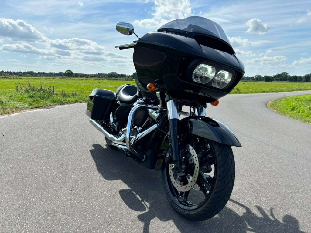 Harley-Davidson Road Glide Special Tourer