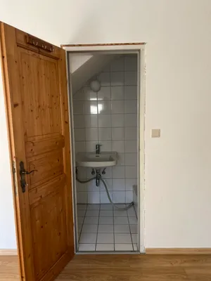 1-Zimmer-Gewerbeimmobilie mieten in Voitsberg – 45 m², € 384 – Bild 5 von 7