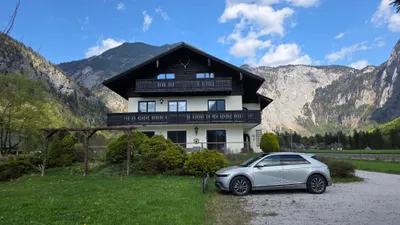 8-Zimmer-Haus kaufen in Gmunden – 240 m², € 469.000 – Bild 2 von 31
