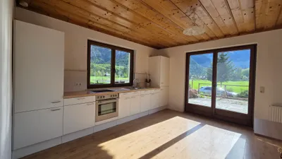 8-Zimmer-Haus kaufen in Gmunden – 240 m², € 469.000 – Bild 8 von 31