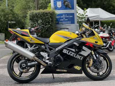 Suzuki GSX-R GSXR750 GSX-R 750