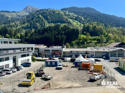 Immobilie kaufen in Kitzbühel – 1 563 m², € 1.969.380 – Bild 2 von 13