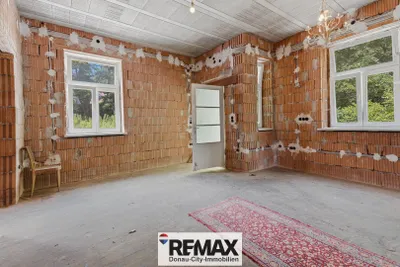 6-Zimmer-Haus kaufen in Hollabrunn – 242 m², € 329.000 – Bild 7 von 36