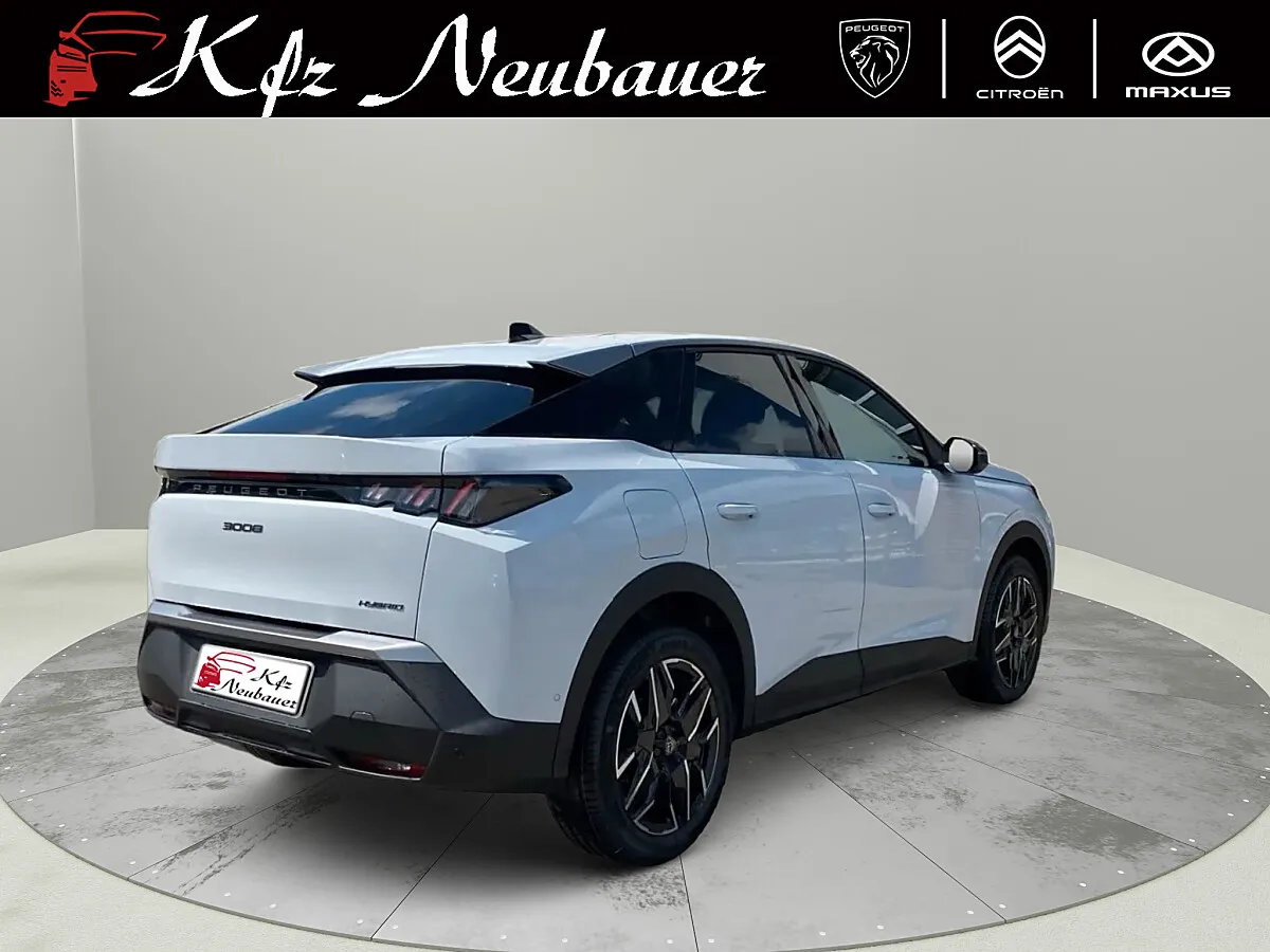 Peugeot 3008 1.2 Hybrid 145 Allure + AHV – Bild 6
