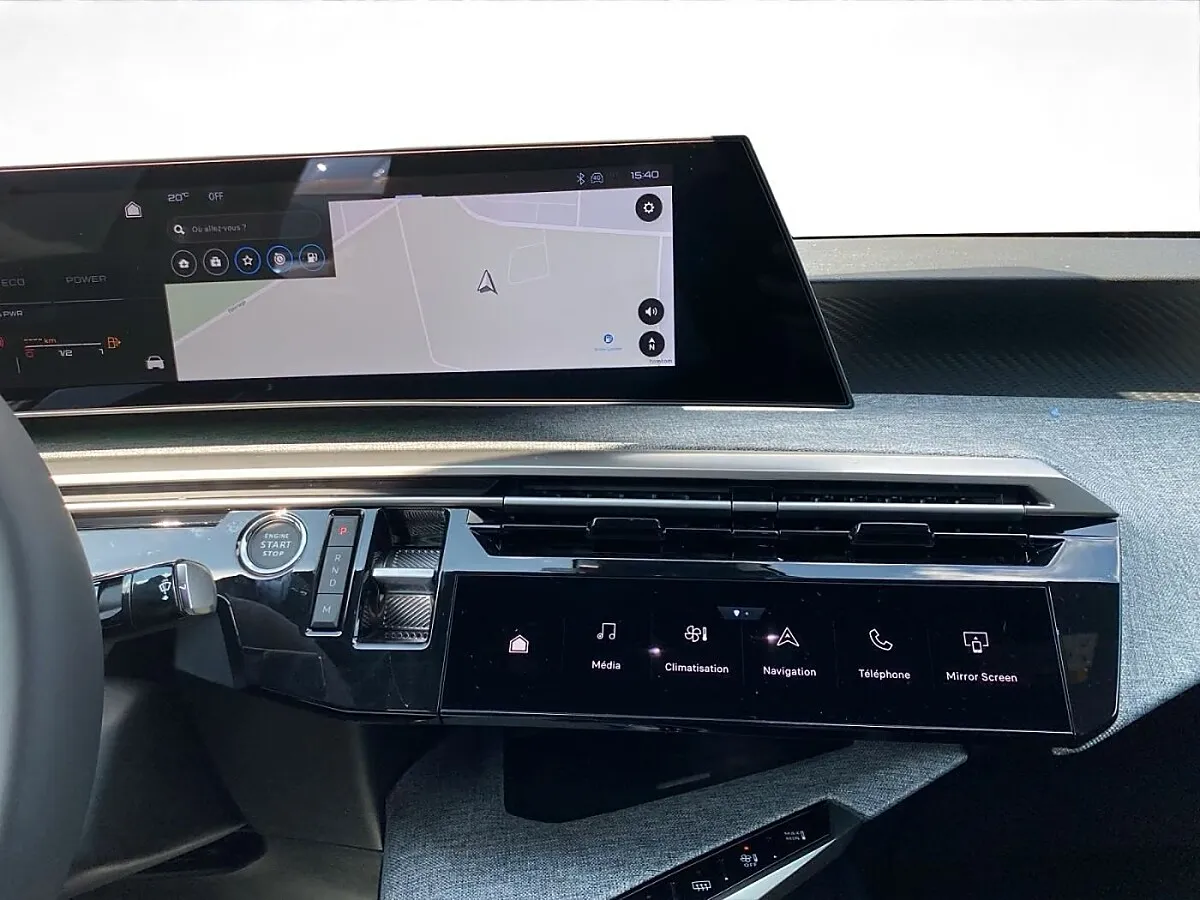 Peugeot 3008 1.2 Hybrid 145 Allure + AHV – Bild 15