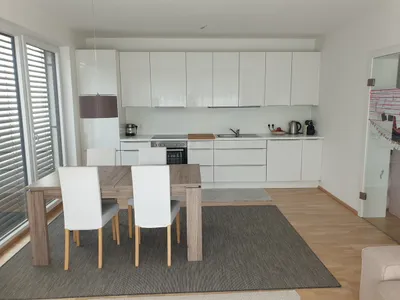 3-Zimmer-Wohnung mieten in Graz – 83 m², € 2.250 – Bild 2 von 8