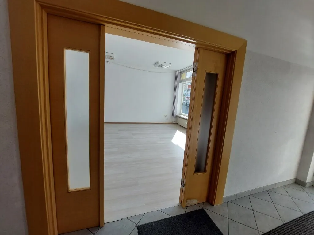 Werbewirksames Geschäftslokal im Stadtzentrum - Ansicht 2