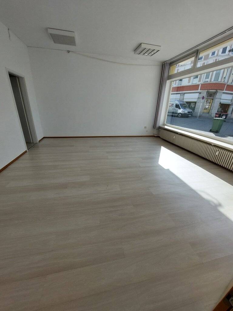 Werbewirksames Geschäftslokal im Stadtzentrum - Ansicht 3
