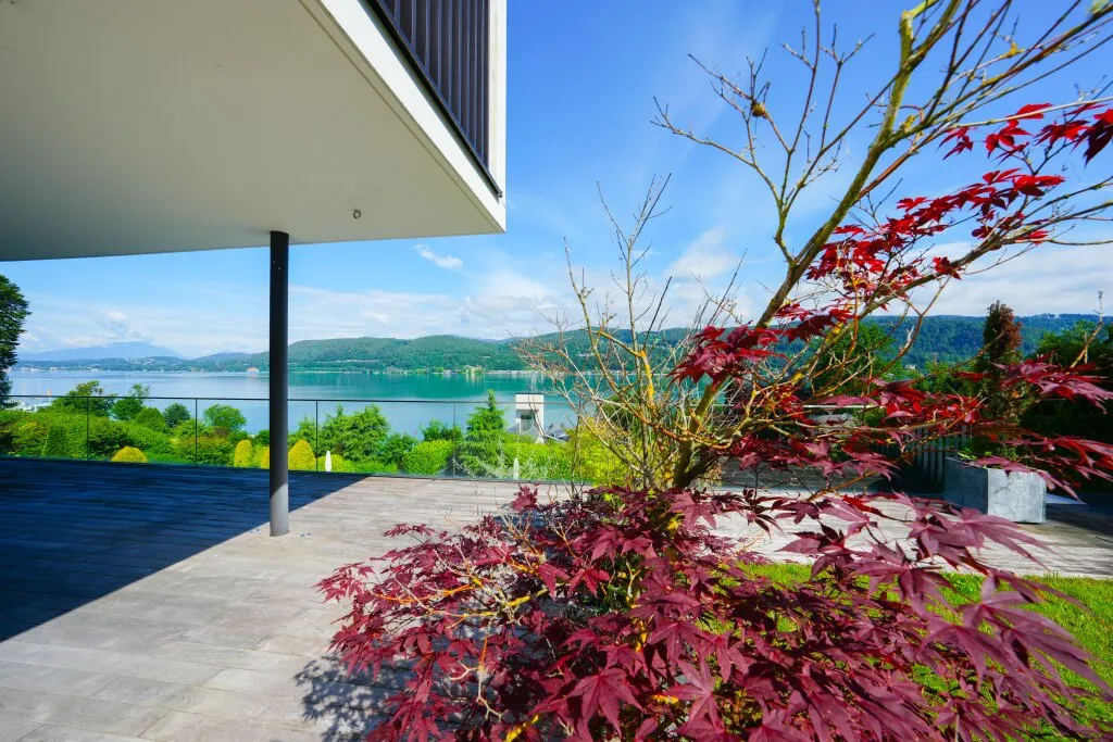 WÖRTHERSEE Seewohnung in der bezaubernden ROSENHOF Anlage Nähe Velden am Wörthersee – pohled 2