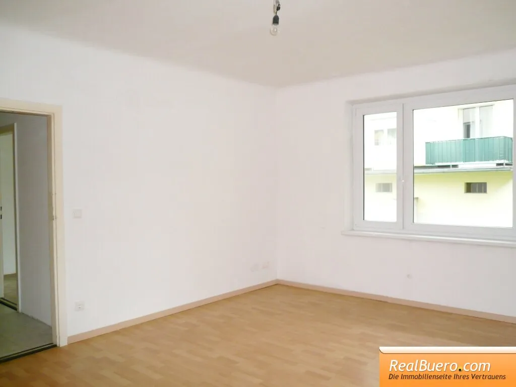 RUHIGE HOFSEITIGE SINGLE-ERDGESCHOSS-WOHNUNG IN DER SPEISINGERSTRASSE - Ansicht 2