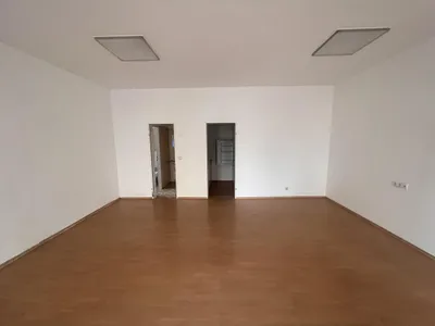 3-Zimmer-Gewerbeimmobilie mieten in Krems an der Donau – 100 m², € 980 – Bild 3 von 5