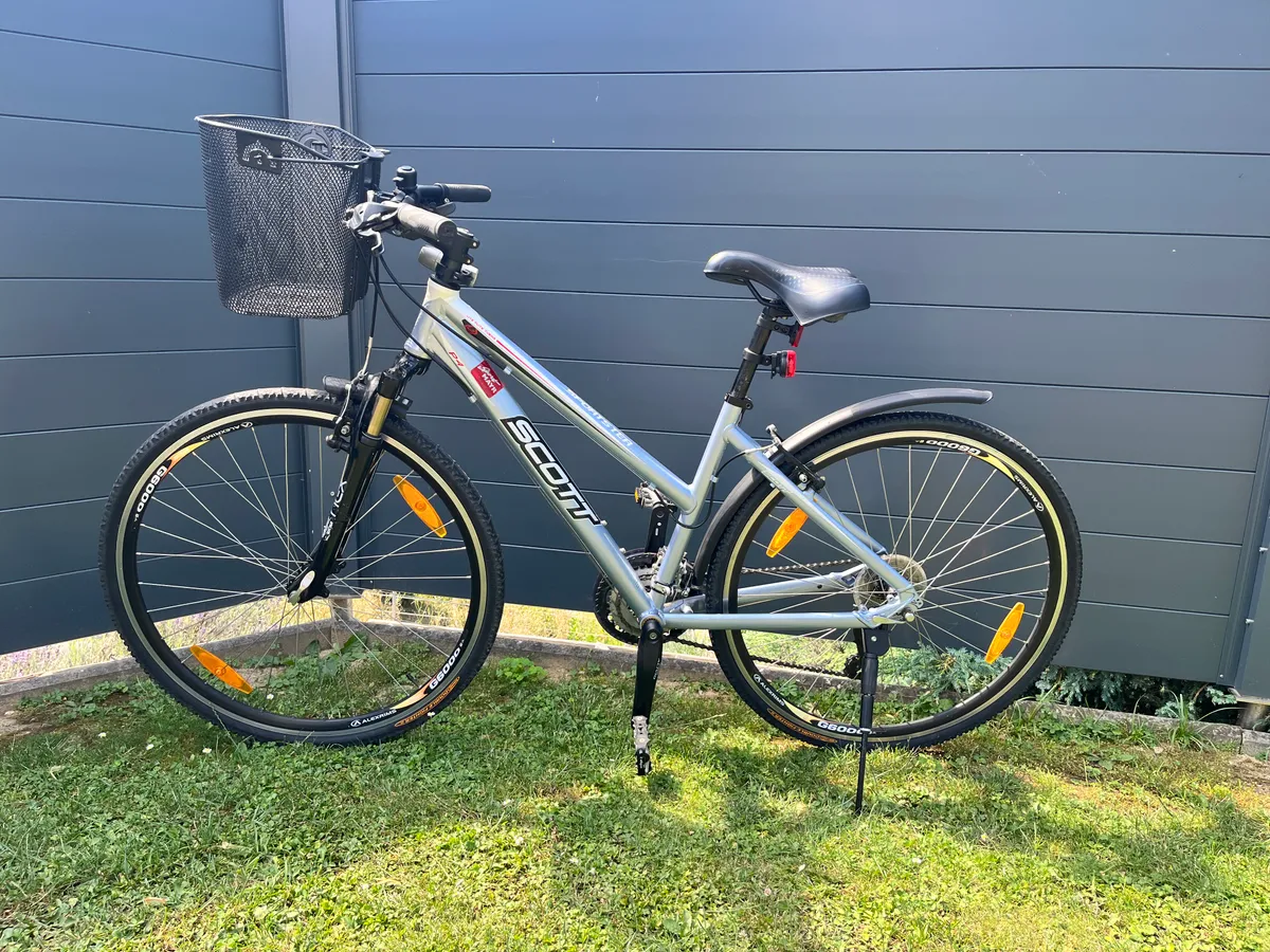 e mountainbike all mountain MOD Black 3: Advanced Full Suspension E-bike for Terrains Combo Cooker Größe:Mittel 4 Laschen + Gummiband Cube Stereo Hybrid 140 a 76.6 degree seat