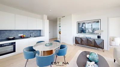 Aufwachen mit Panoramablick - Dein tägliches Highlight im DC 2 Tower – Bild 2