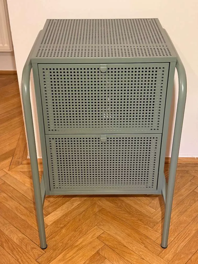 Ikea Nikkeby Kommode Nachttisch Metall Grün Grau, € 40,- (1120 Wien)
