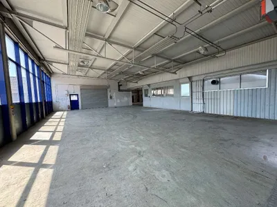 Gewerbeimmobilie mieten in Klagenfurt Land – 1 500 m² – Bild 4 von 5